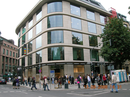 Escada D�sseldorf K�11